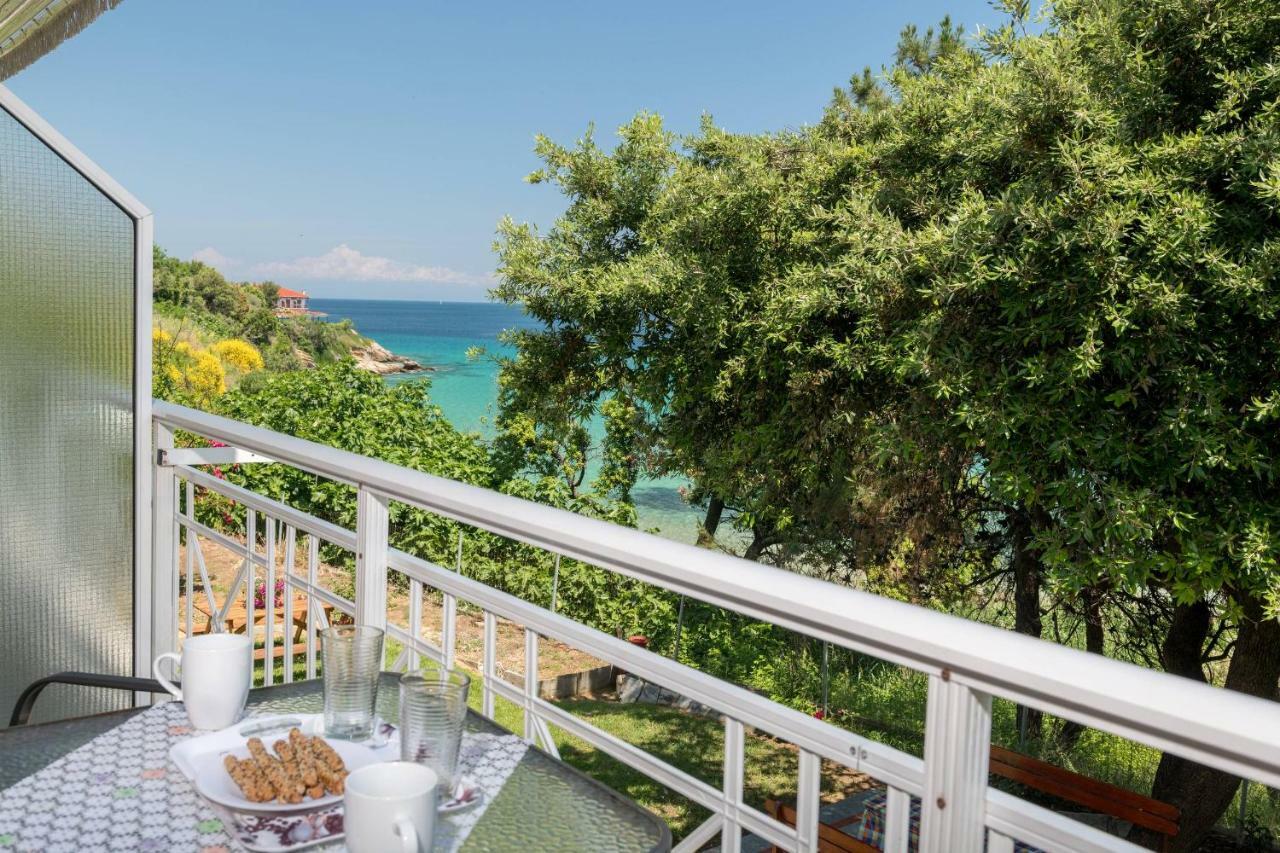 Pension Giannis Αdults Only Koinira Exterior photo