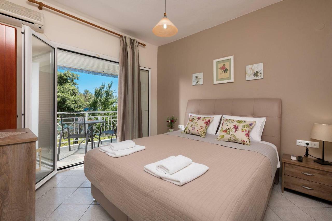 Pension Giannis Αdults Only Koinira Exterior photo
